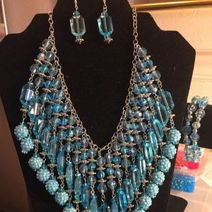 Necklace set